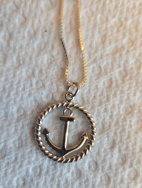 SS Anchor Necklace On SS Box Chain